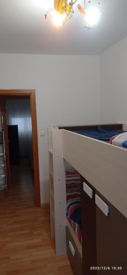 Piso Estacion Apartamento Silleda Exterior foto