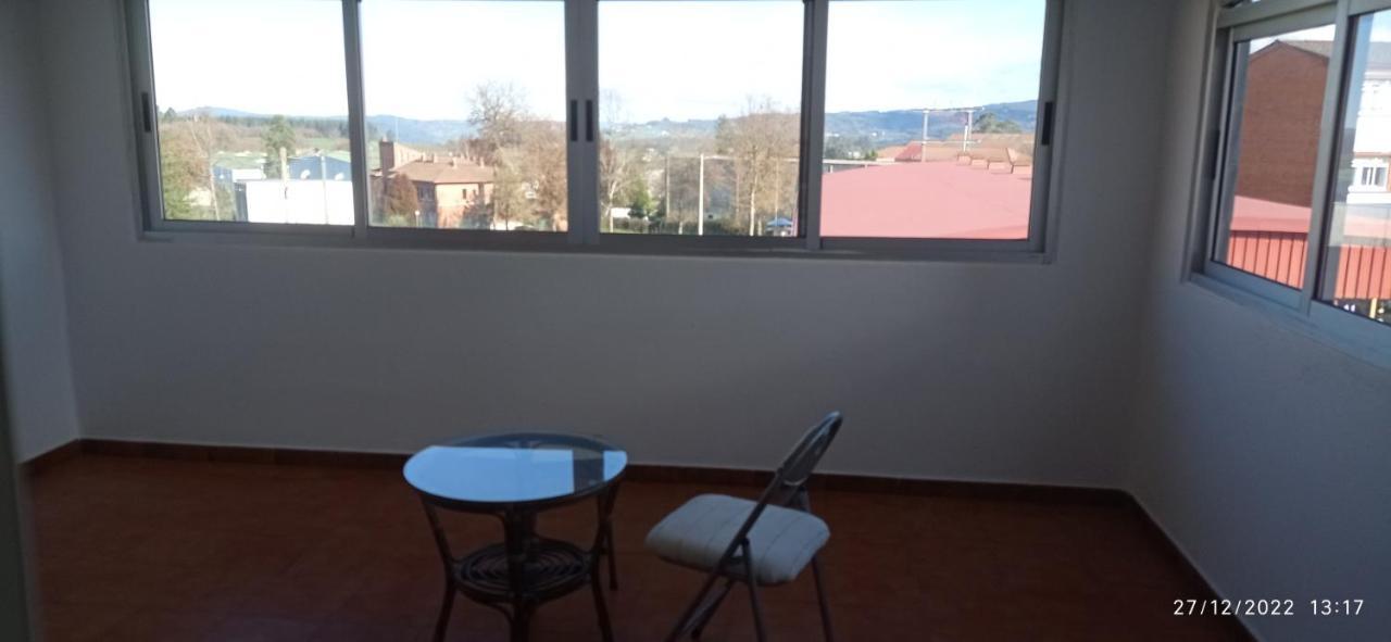 Piso Estacion Apartamento Silleda Exterior foto